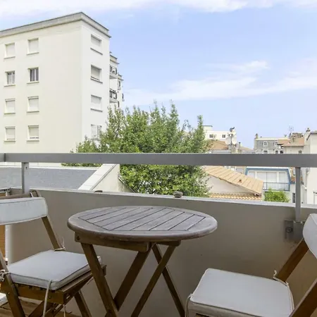 Διαμέρισμα Charming Flat With Balcony Close To Halles And Beach - Welkeys *